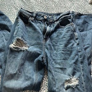 american eagle mom jeans